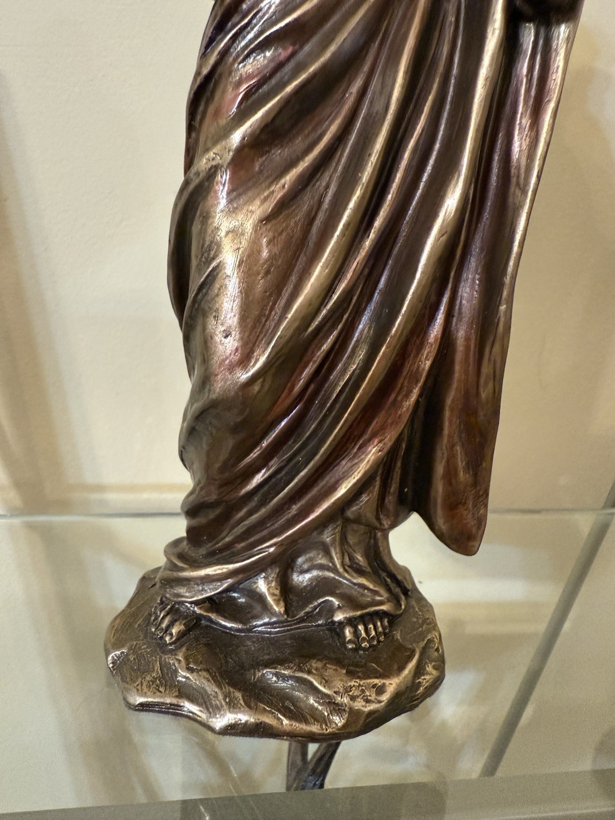 Veronese Design 8 1/4 Open Arms by Jesús Cold Cast Tan Used Good Condition