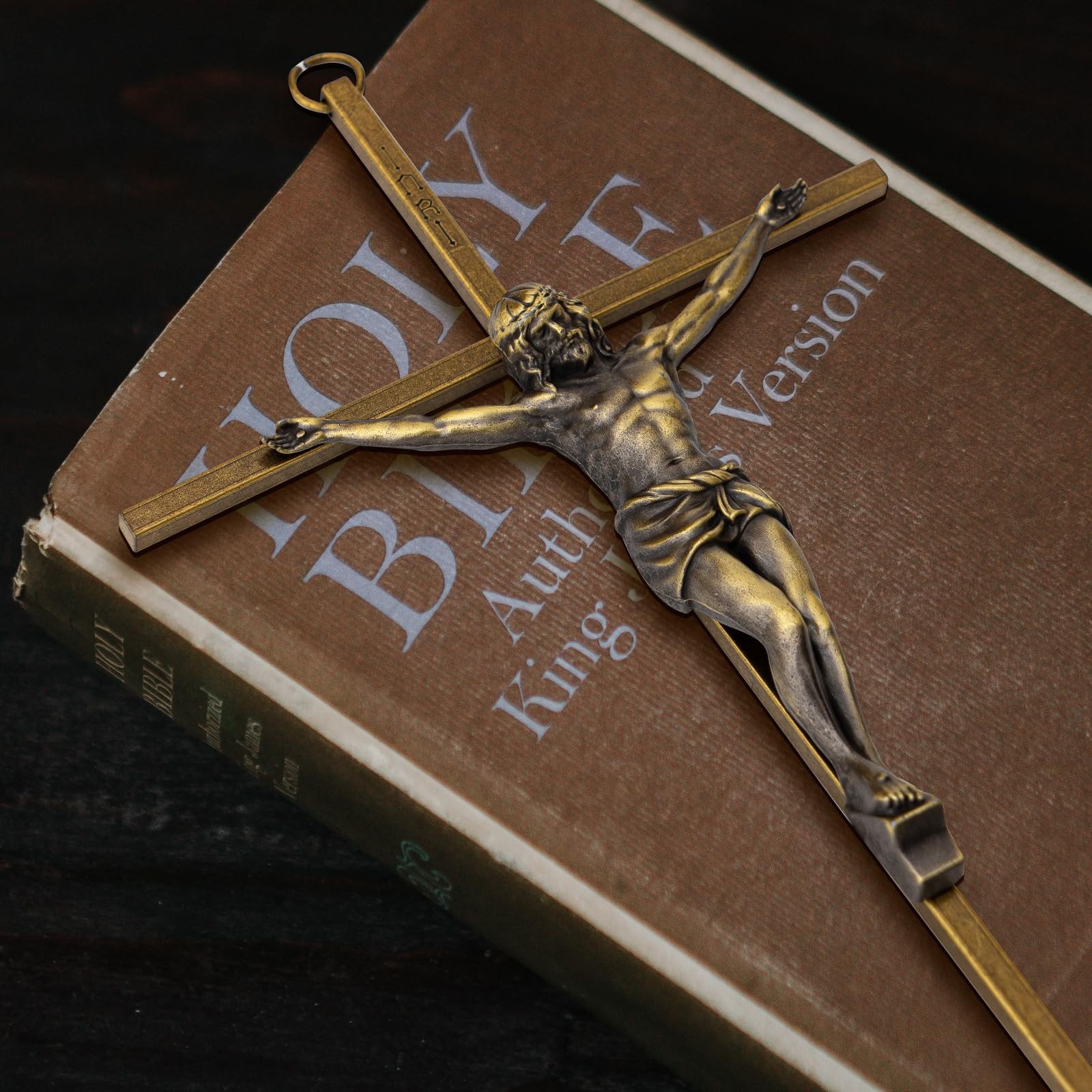 KUXBET Crucifix Wall Cross, Metal Vintage Hanging 10″L x 5″W,