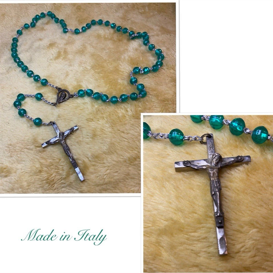 Emerald Green Rosary Beads w/ Silvertone Chain & Silver Crucifix. Made In Italy.