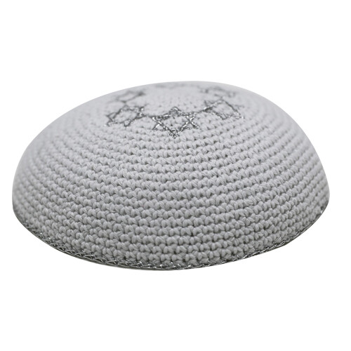 16 cm White Knitted Kipah Kippah Yarmulke Silver Embroidered Star Magen David
