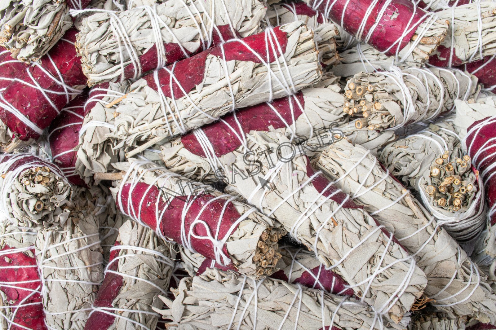 CA White Sage + Rose Petals (RED) Smudge Stick 4″ Bundle (18 pcs) #JC-159