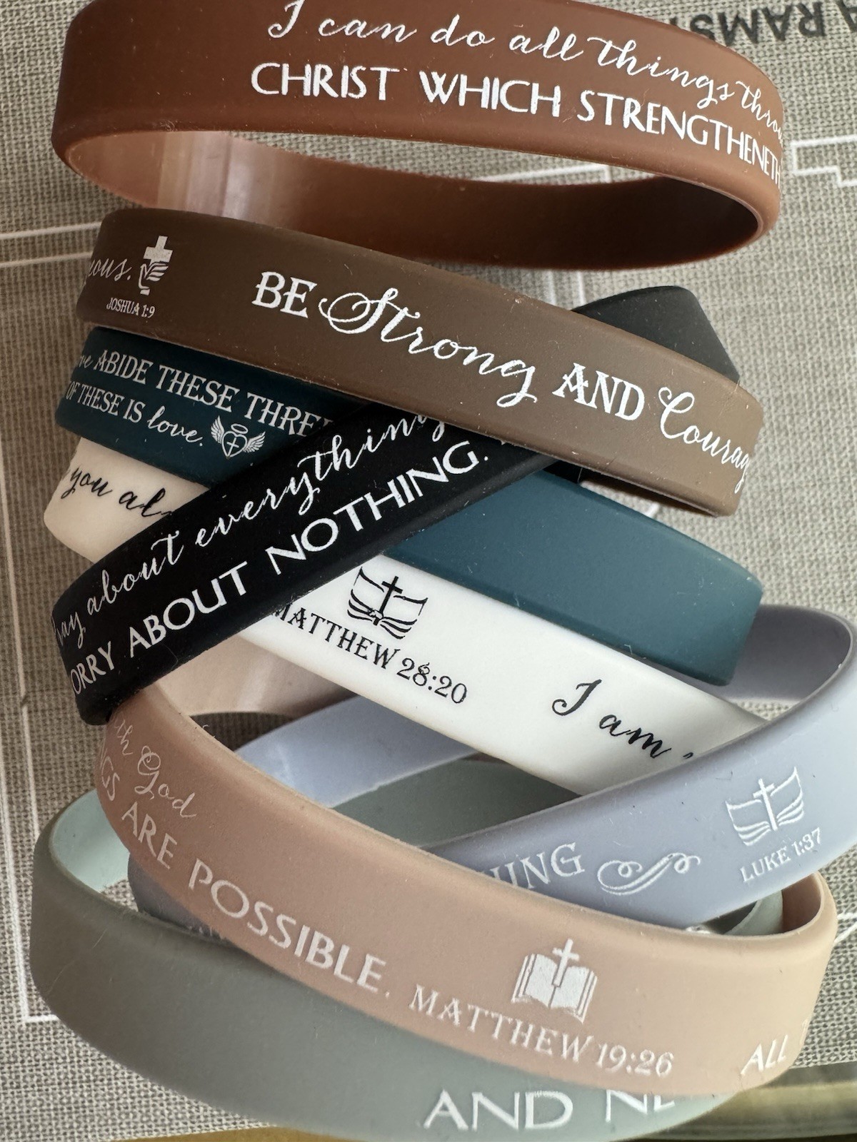 Rosa Silicone Wristband “With God All Things Are Possible” Matthew 19:26