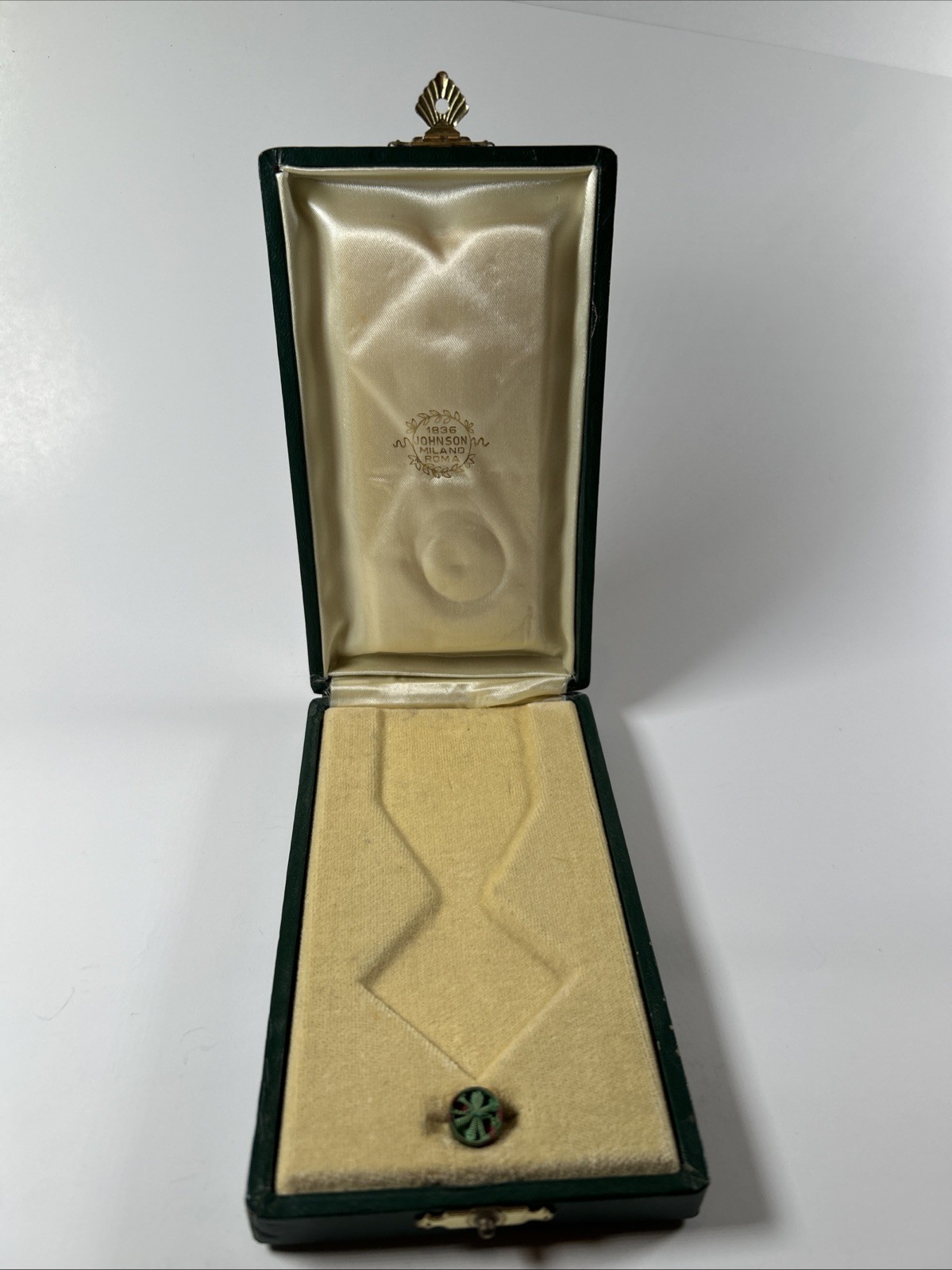 1836 JOHNSON MILANO ROMA DISPLAY CASE