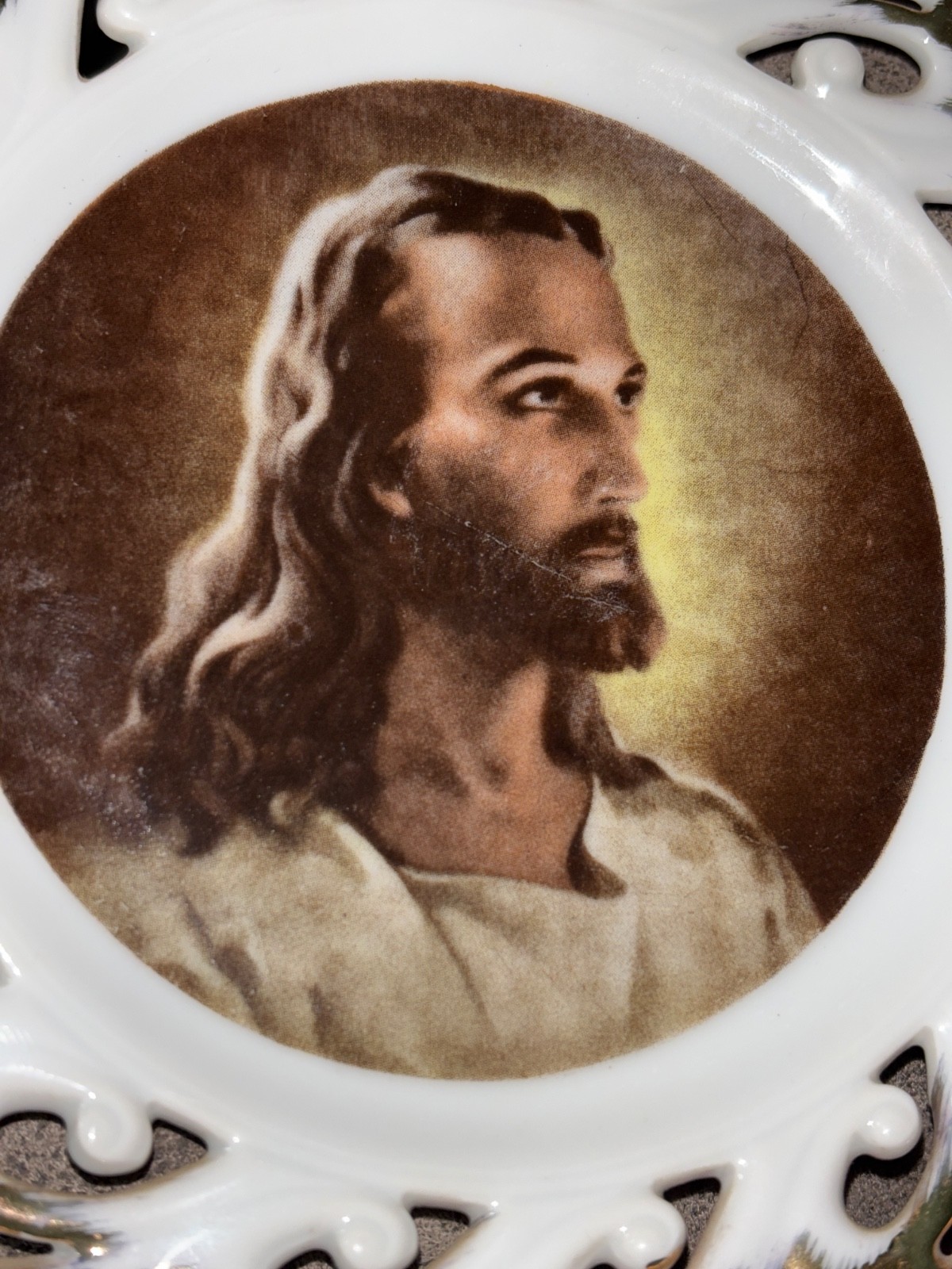Vintage Decorative Jesus 7.25” plate With Gold Trim Made in Japan **read-all**