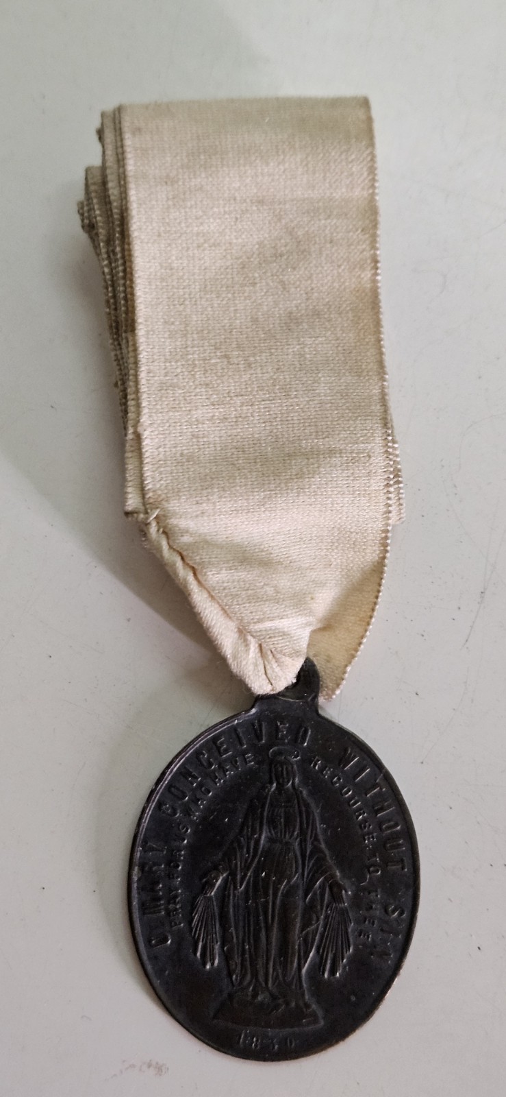 Lot Of Vintage Catholic Medallions Ribbon, Felt, Metal Joseph Mary Saint Ann
