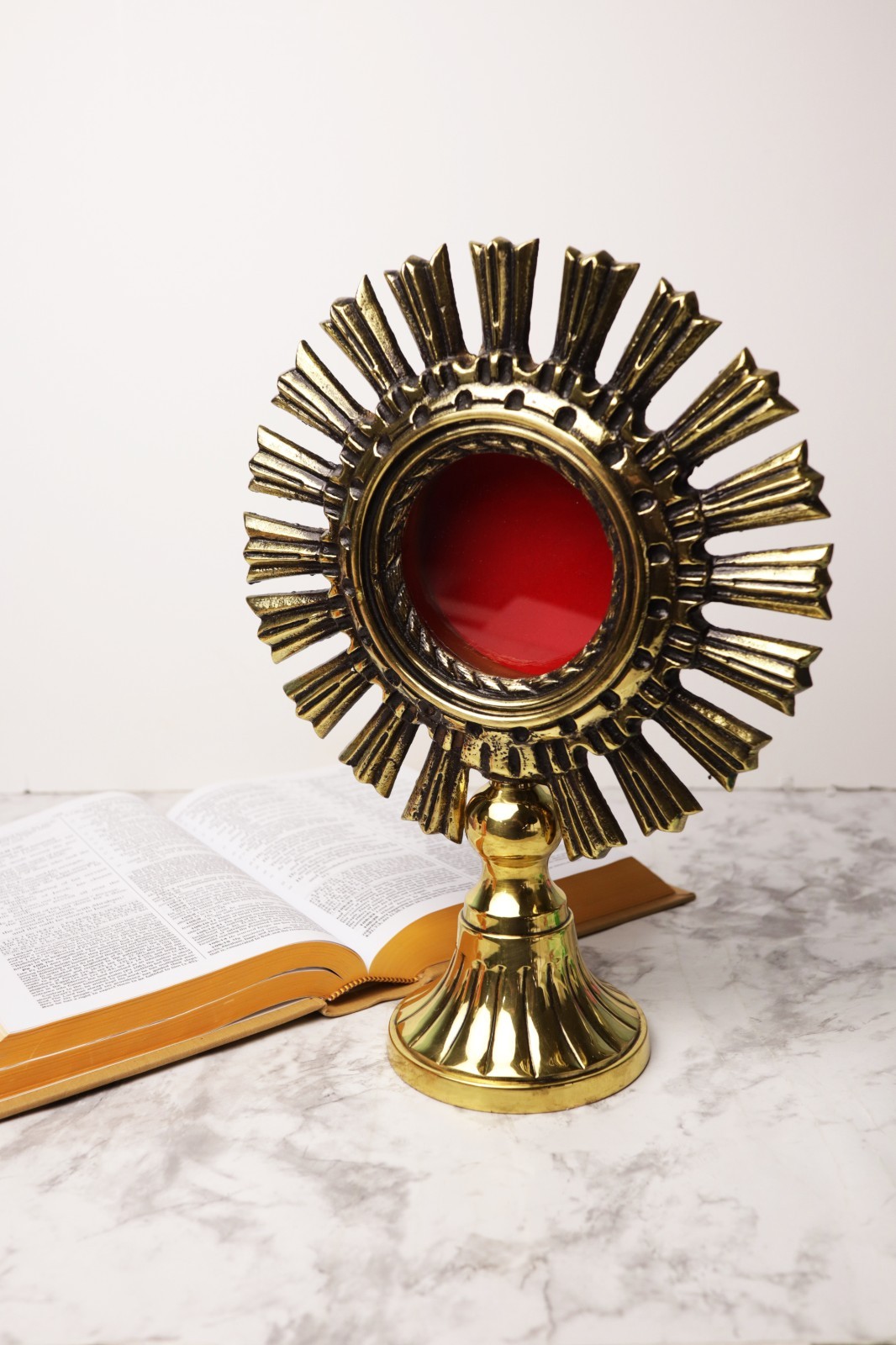 Antique Style Polished Brass Sunburst Reliquary For Church/Home Use 10.5 Inches