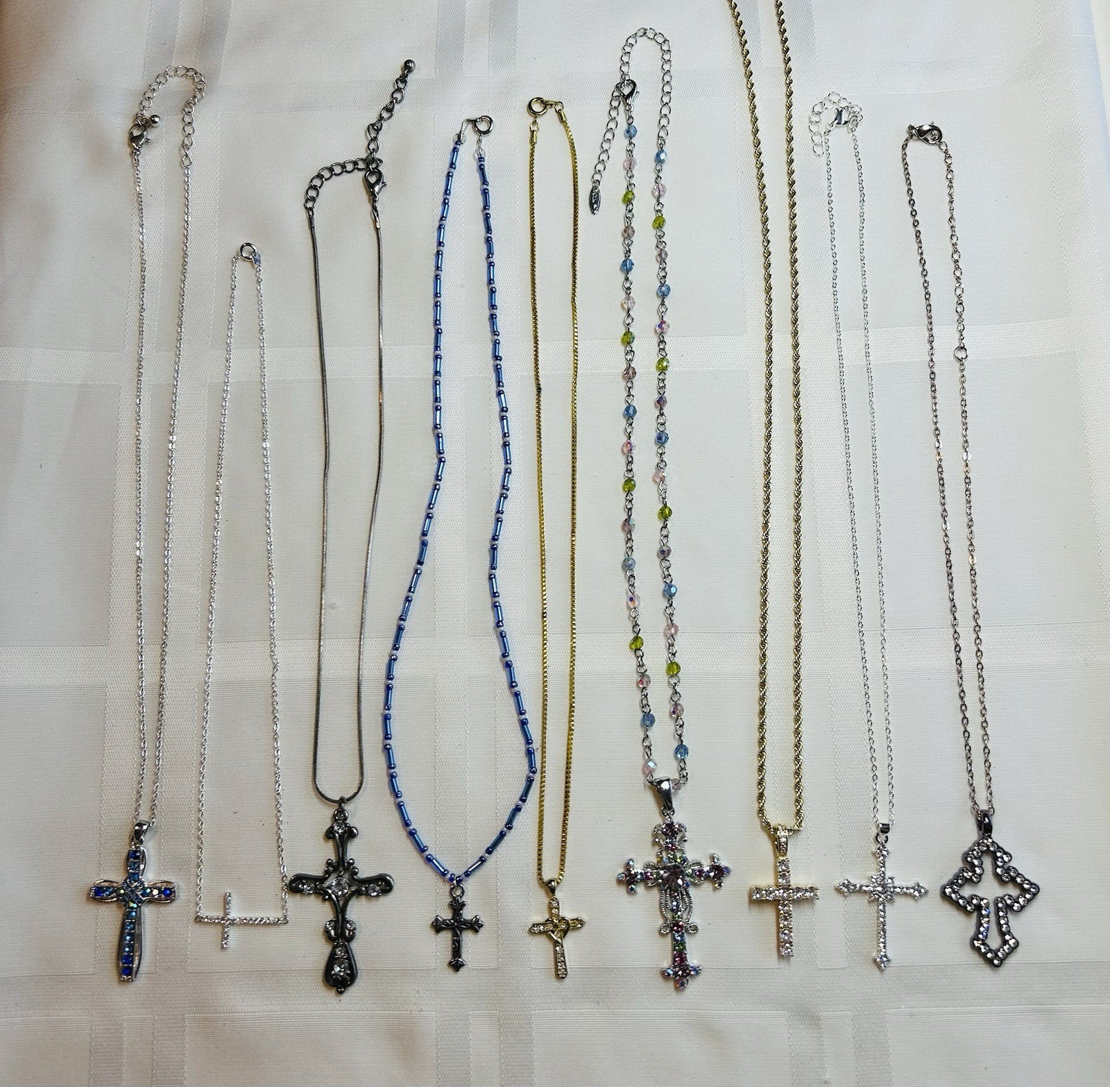 Lot 9 Necklaces Gold & Silver Tone Crosses Rhinestones Religious Blue Red