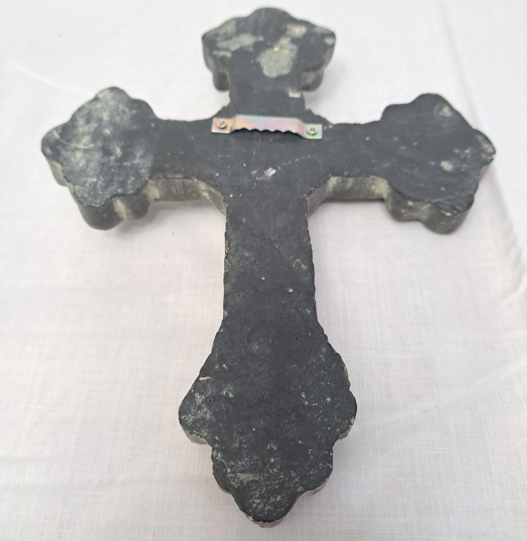 Resin & Stone Blend Distressed Ornate Cross Wall Decor Gray Hanging 9×7″ Unique