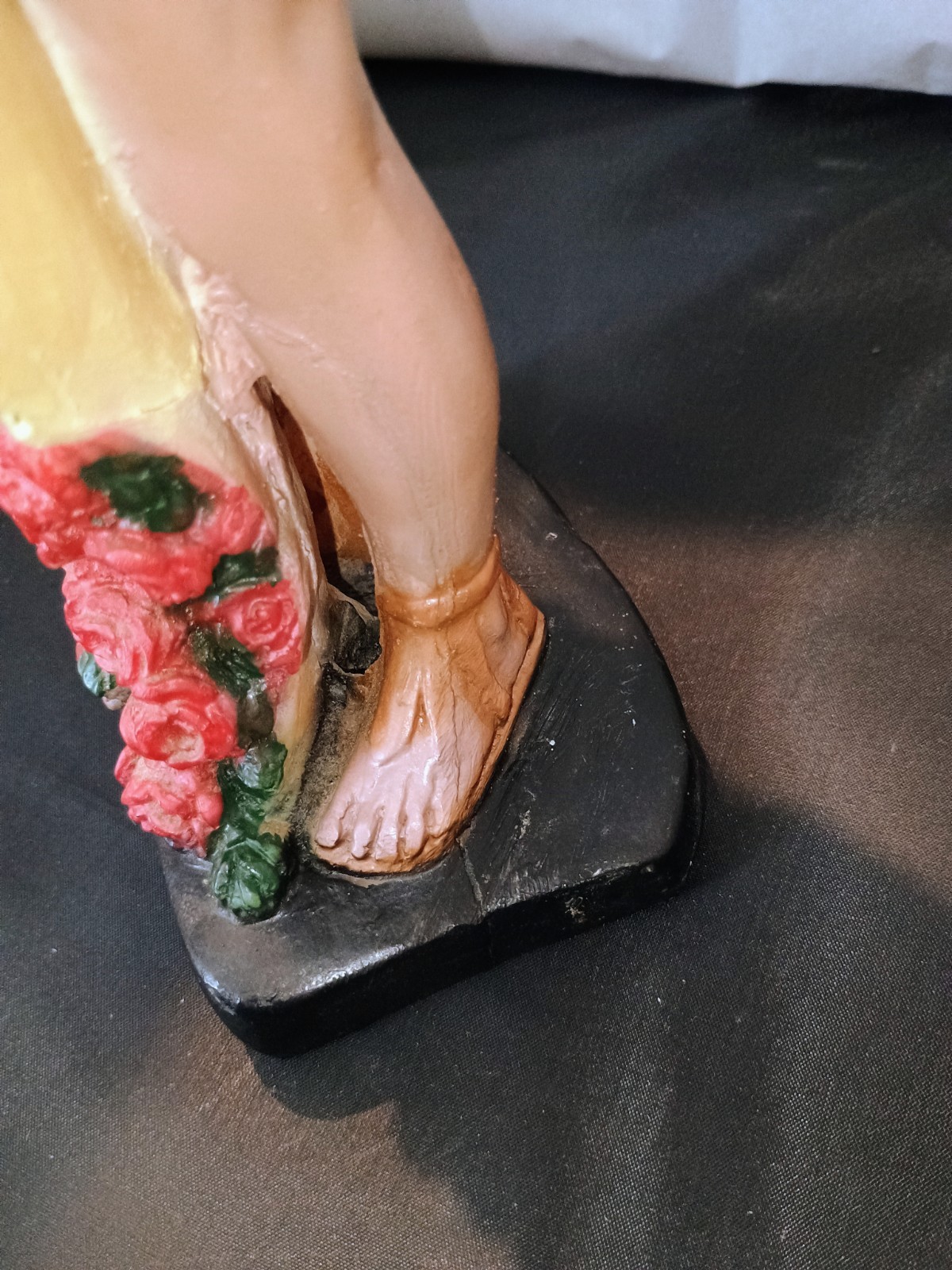 St. Juan Diego W/ Our Lady Of Guadalupe Polyresin Statue 11″ 3 lbs. Vintage