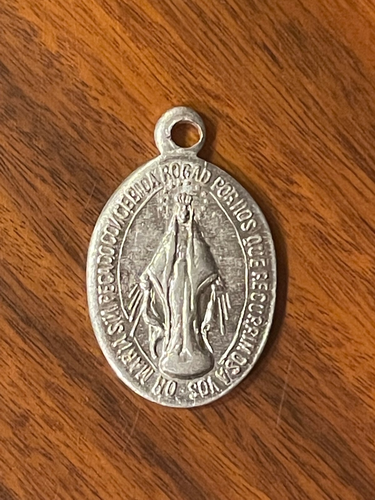 Vintage Catholic Virgin Mother Mary Lightweight Medal Pendant 3/4 inches