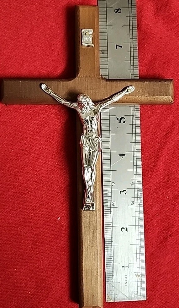 5 CHRISTIAN CATHOLIC Class Room Wooden Wall Cross Crucifix 8 X 4 Inches”