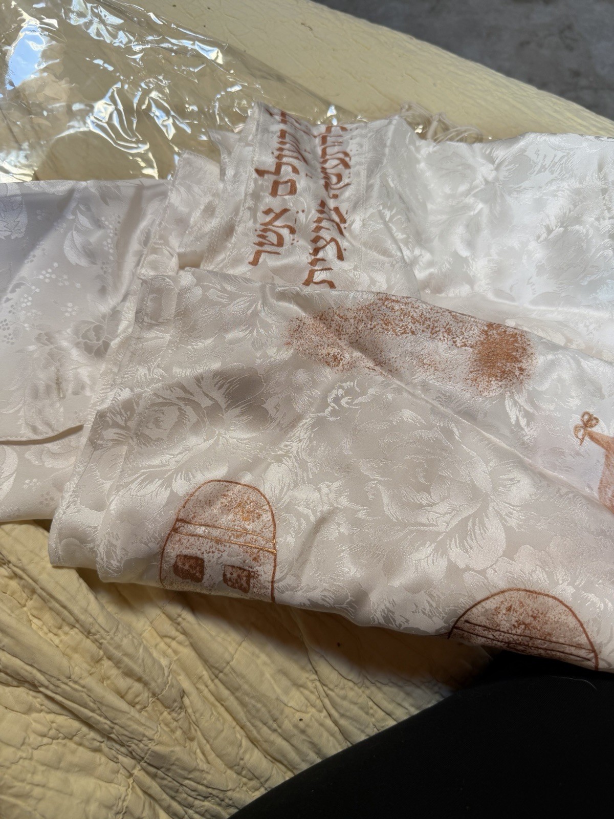 Womens Tallit. White Handpainted Silk In Copper/Bronze Tones. Approx 20 X 72
