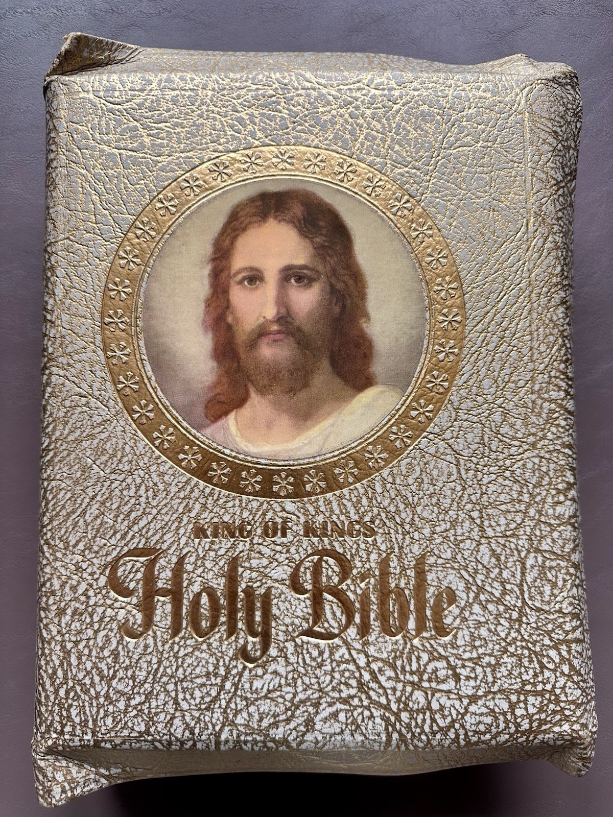 Vintage 1960 King of Kings Holy Bible KJV Gold Cover Illustrated No Writing GUC