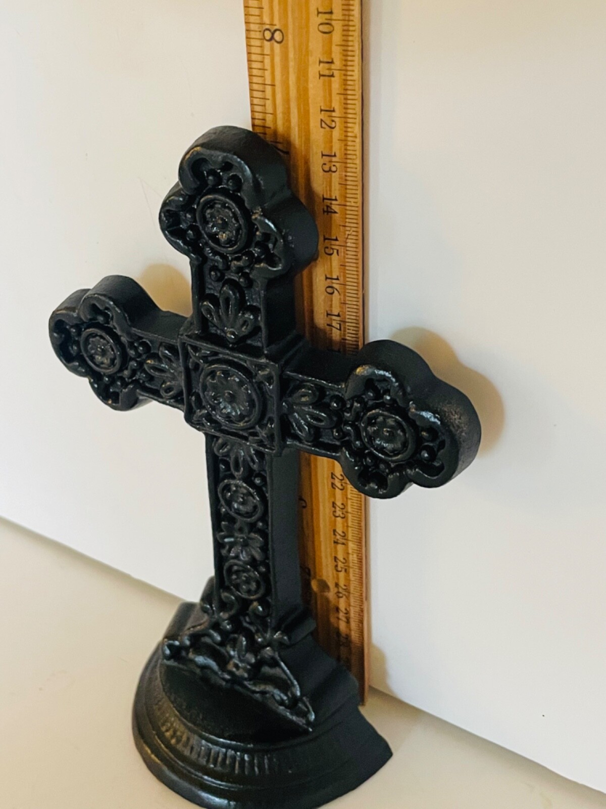 Cast Iron Cross Ornate Embossed Freestanding Tabletop 7.5″