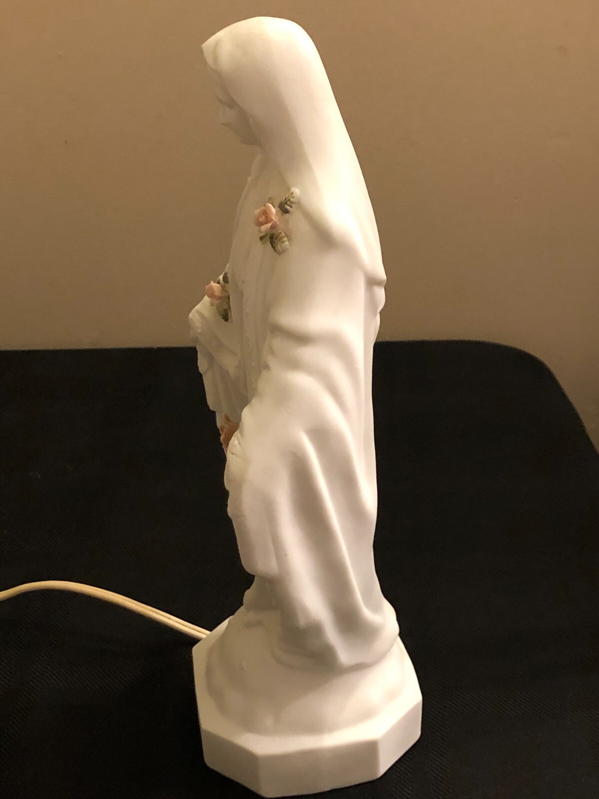 Roman Inc Touch of Rose Our Lady of Grace Night Light 12″ Virgin Mary Porcelain